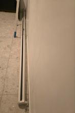 Elite Screens M135XWH2 projectiescherm in goede staat., Audio, Tv en Foto, Projectieschermen, Ophalen of Verzenden, Handmatig