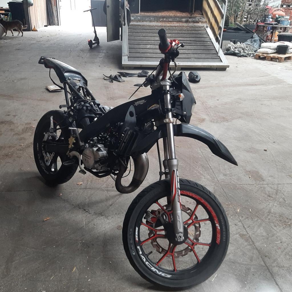 2 takt brommer 50 cc, Fietsen en Brommers, Ophalen