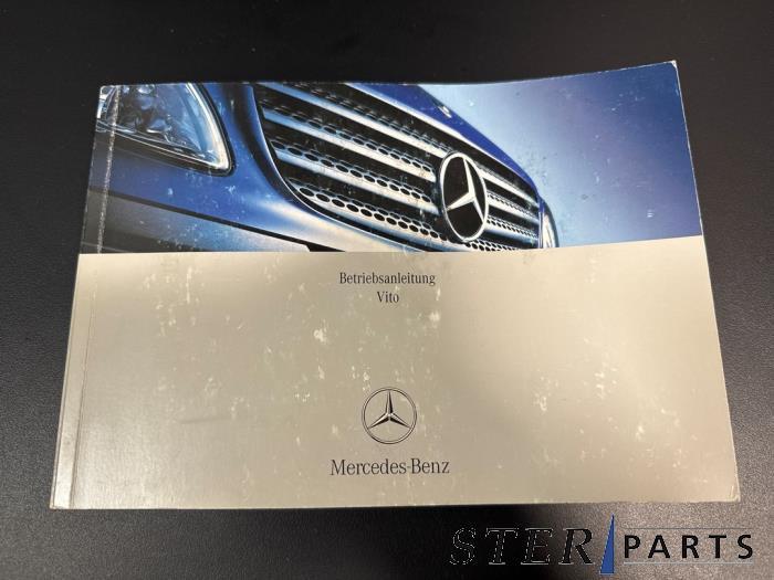 Instructie Boekje van een Mercedes Vito, Gebruikt, -, Ophalen of Verzenden, -