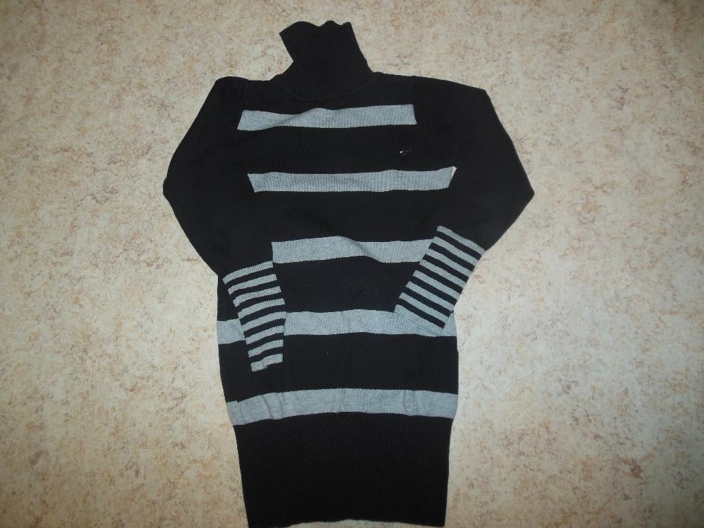 trui Tomdu's 128-134 in nieuwstaat, Enfants & Bébés, Vêtements enfant | Taille 128, Enlèvement ou Envoi, Comme neuf, Fille, Pull ou Veste