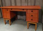 Vintage bureau van Mdk in teak en perfecte staat, Huis en Inrichting, Ophalen, Bureau