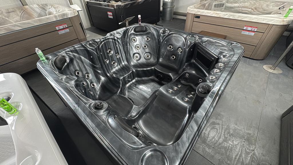 Nieuwe spa met balboa besturing, Ophalen of Verzenden, Nieuw, Verlichting