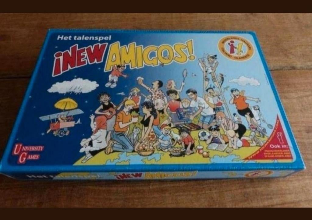 New Amigos NL/ ENG - NL /FR - NL / IT University Talen Games, Caravans en Kamperen, Kampeeraccessoires, Ophalen, Gebruikt