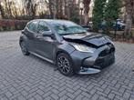 Toyota Yaris 1.5 l-VVT-i Led Airco 2024 *SCHADE*, Autos, Achat, Euro 6, Boîte manuelle, Entretenue par le concessionnaire