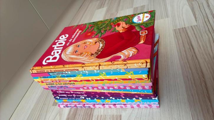 Verschillende barbie leesboeken, Livres, Livres pour enfants | Jeunesse | Moins de 10 ans, Utilisé, Contes (de fées), Enlèvement ou Envoi