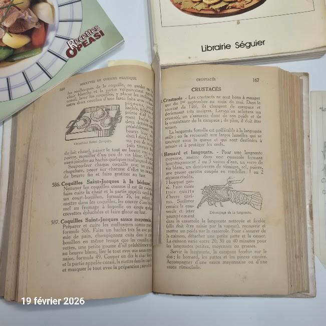 Set van 3 kookboeken, waaronder 1 antiek, Boeken, Kookboeken, Gelezen, Voorgerechten en Soepen, Hoofdgerechten, Taart, Gebak en Desserts