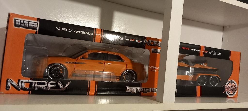 1/18 CHRYSLER 300C Hemi +JET SKi By PAROTECH 2007 NOREV, Enlèvement ou Envoi, Neuf, Voiture, Norev