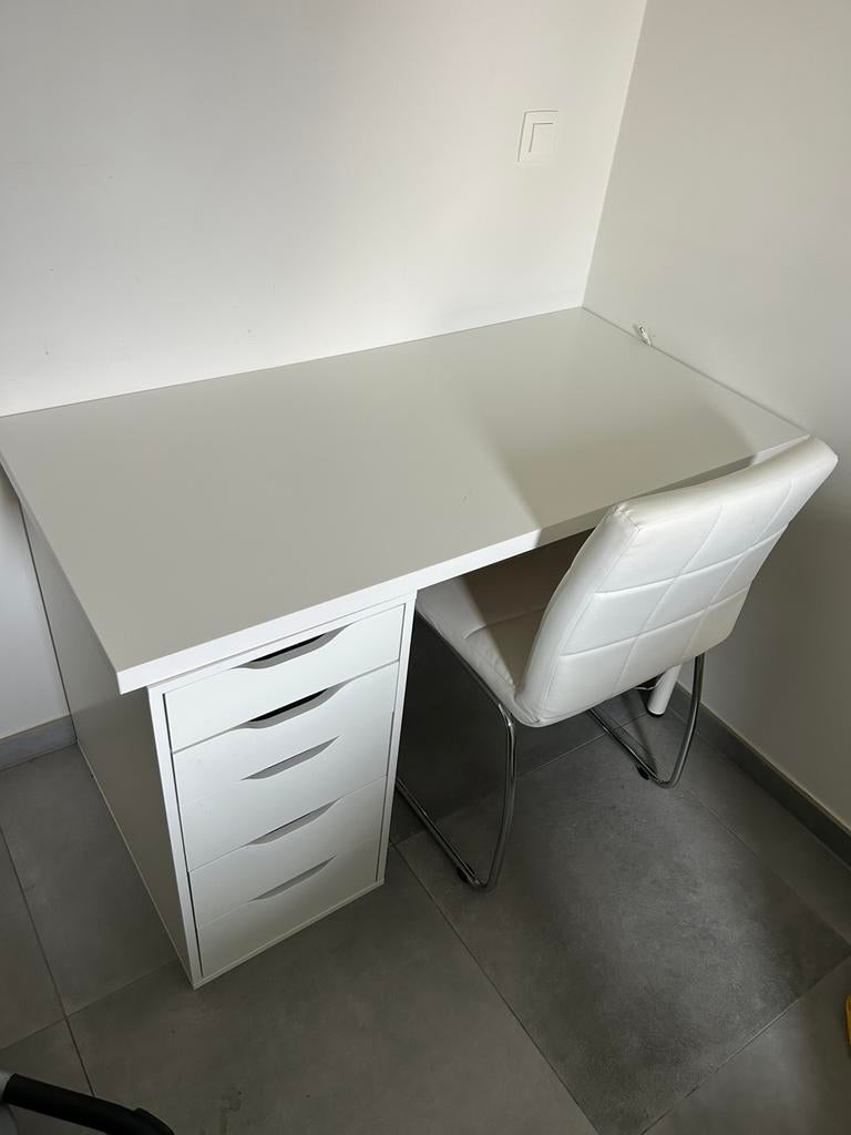 Bureau/make up tafel, Enlèvement, Comme neuf