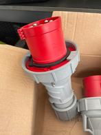 Stekkers 63 A man en vrouw, Doe-het-zelf en Bouw, Elektriciteit en Kabels, Ophalen, Nieuw, Stekker