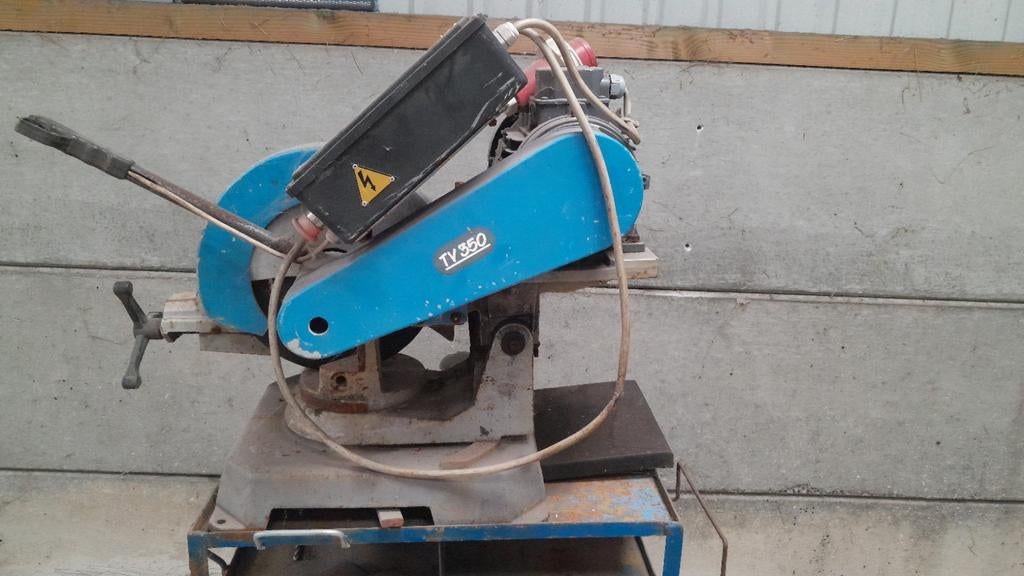 Scie 450euro, Enlèvement