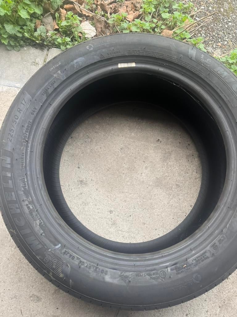 Pneu 225 55 R17, Autos : Pièces & Accessoires, Pneus & Jantes, Enlèvement