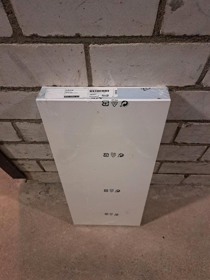 Étagère murale Ikea Lack 59x26cm, Bricolage & Construction, Planches & Dalles, Neuf, 50 à 150 cm, 30 cm ou plus, Enlèvement