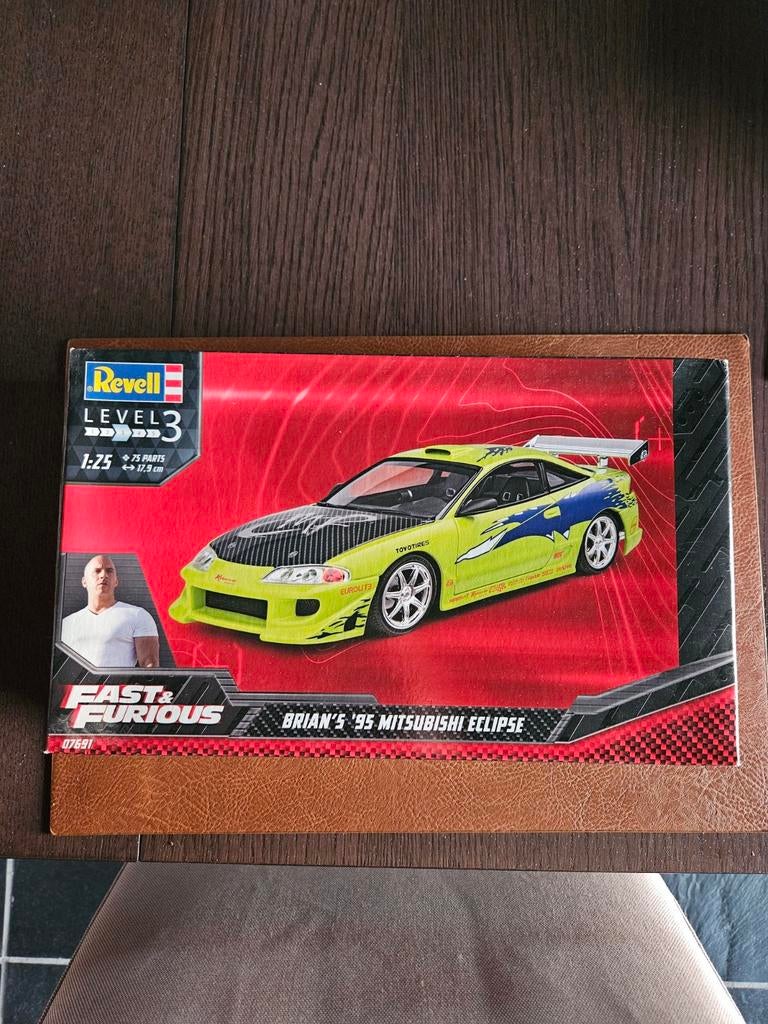 Revell 1/25, Hobby en Vrije tijd, Ophalen of Verzenden, Revell