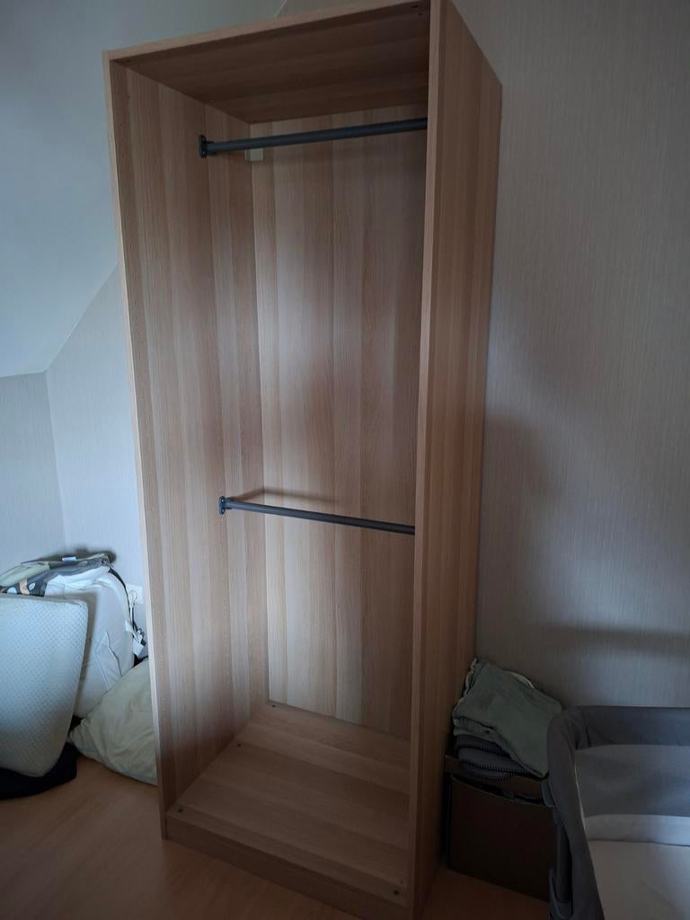 Kleerkasten - gratis, Ophalen