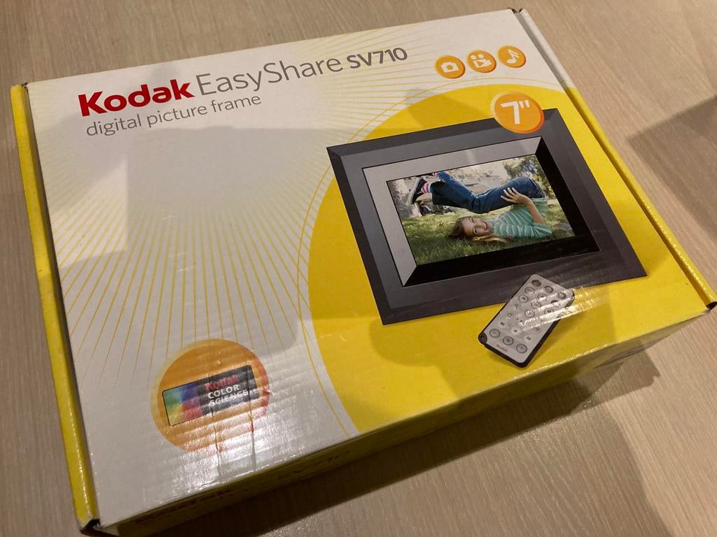 Kodak fotokader easy share SV710, Audio, Tv en Foto, Foto | Digitale fotokaders, Ophalen, Zo goed als nieuw