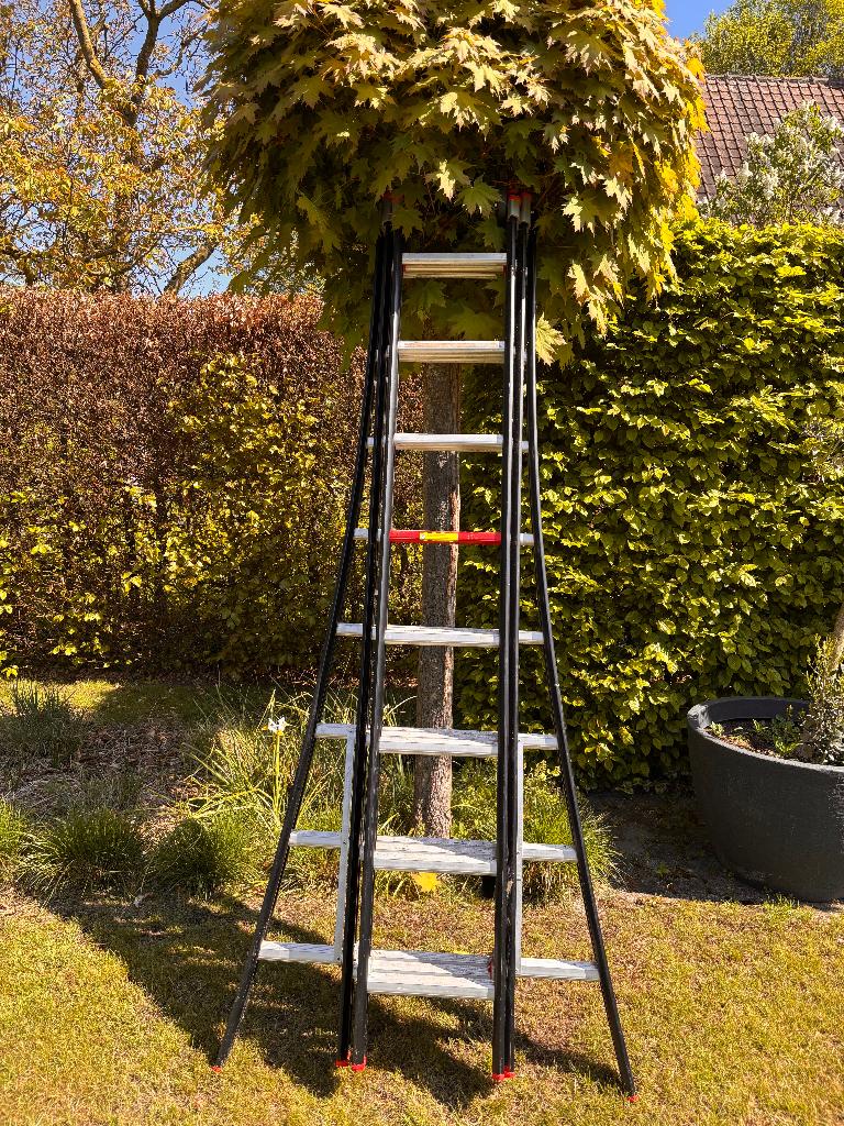 Professionele ladder, Ophalen, Zo goed als nieuw, Ladder, Opvouwbaar of Inschuifbaar
