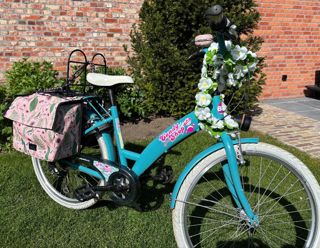 Meisjesfiets 24 inch, Fietsen en Brommers, Fietsen | Meisjes, Gebruikt, 24 inch, Versnellingen, Velgrem, Ophalen