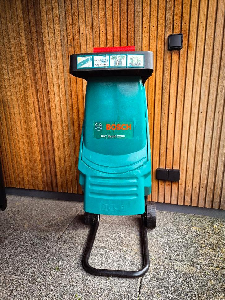 Hakselaar Bosch AXT Rapid 2200, Tuin en Terras, Hakselaars, Gebruikt, Elektrisch, Ophalen
