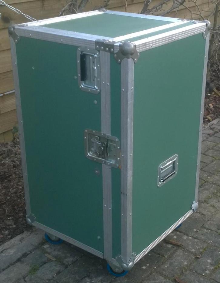 Tape-rack op wielen 19 inch 16HE, Muziek en Instrumenten, Behuizingen en Koffers, Gebruikt, Overige instrumenten, Flightcase, Ophalen of Verzenden