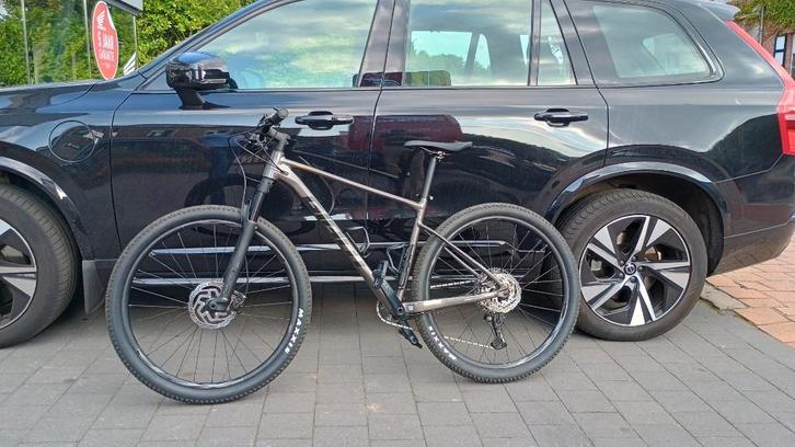 mountainbike fiets MBX Giant, Fietsen en Brommers, Fietsen | Heren | Sportfietsen en Toerfietsen, Zo goed als nieuw, Giant, 10 tot 15 versnellingen