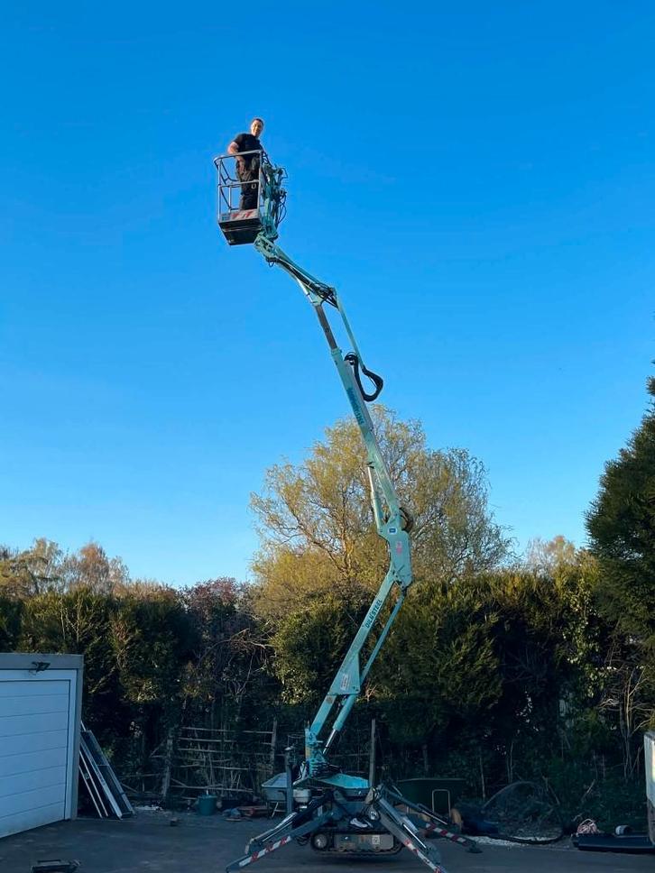 Location nacelle 13m, Articles professionnels, Machines & Construction | Grues & Excavatrices, Plateforme élévatrice, Enlèvement