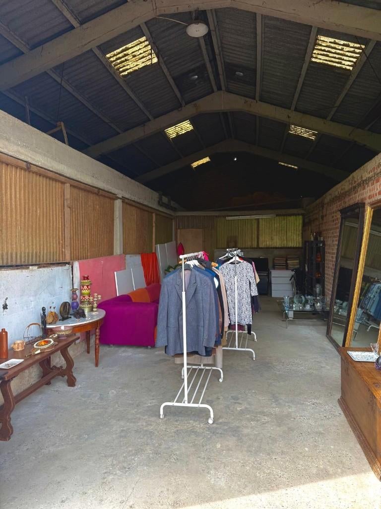 Groot leeg huis — Elke zondag — Grimbergen, Antiek en Kunst, Ophalen