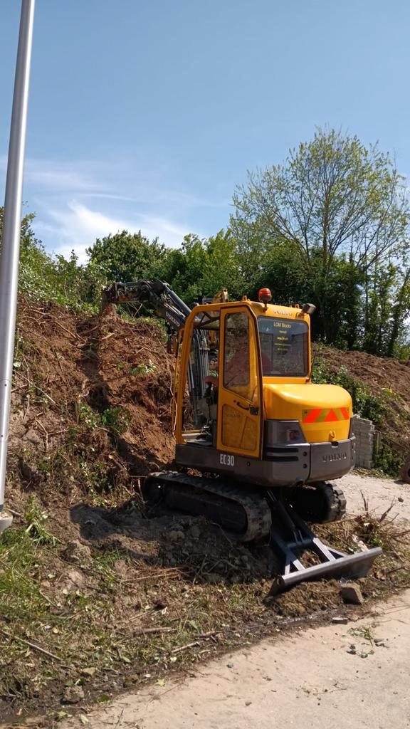 Graafwerken , freeswerken , bomen vellen, Tuin en Terras, Overige Tuin en Terras, Ophalen