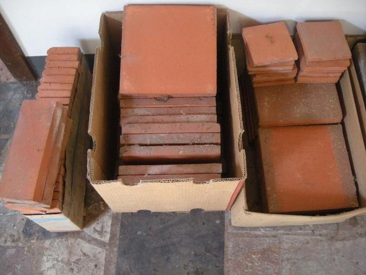 Lot terracota vloertegels, tegeltjes en plinten, Doe-het-zelf en Bouw, Vloerdelen en Plavuizen, Nieuw, Vloerdelen of -planken