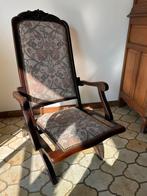 Chaise pliante en bois, Enlèvement