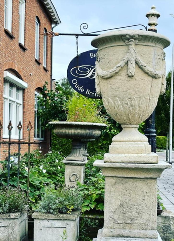 grote tuinvaas bloembak bloempot oude tuinvazen, Tuin en Terras, Tuinvazen, Ophalen of Verzenden