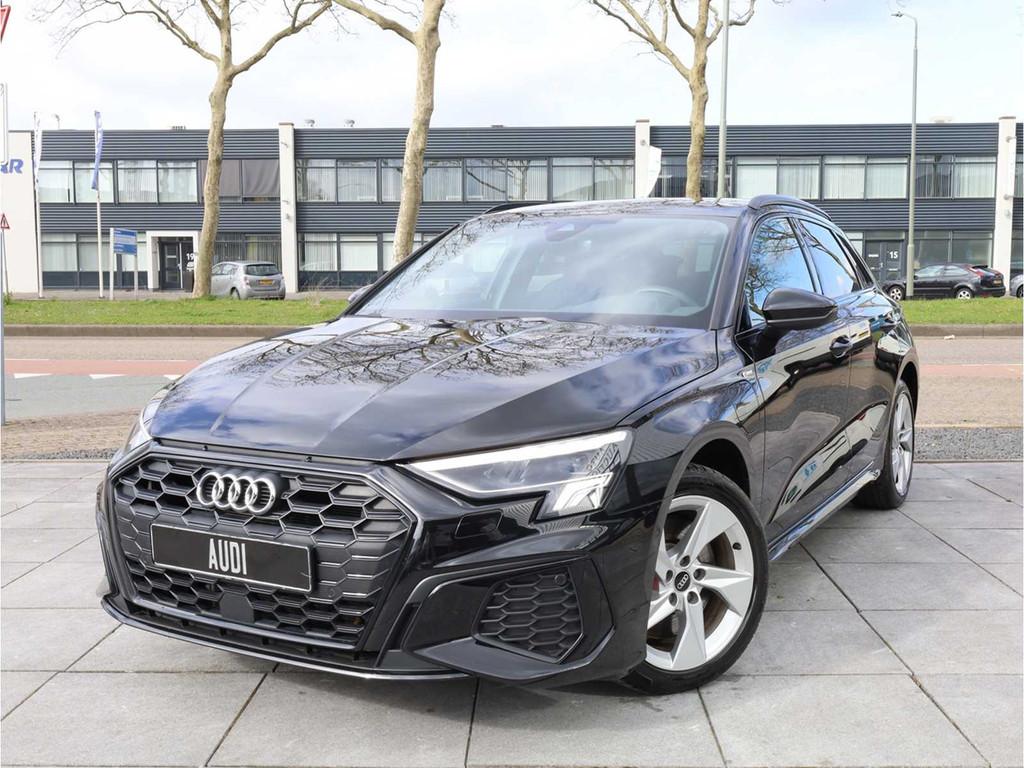 Audi A3 Sportback 45 TFSI e S edition Competition S-Line 245, Auto's, Audi, Bedrijf, A3, Overige brandstoffen, Stadsauto, Automaat