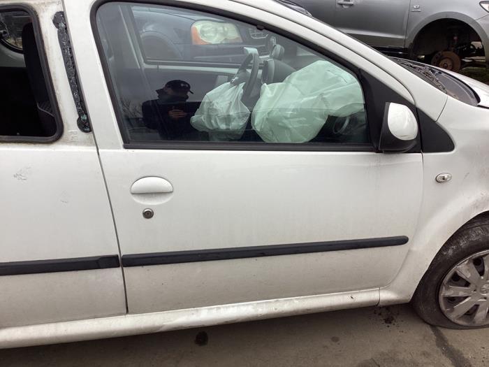 Portière 4portes avant droite d'un Peugeot 107 (KWD), Autos : Pièces & Accessoires, -, 3 mois de garantie, Utilisé, Porte