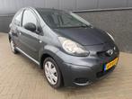 TOYOTA AYGO 2010 + APK & AIRCO, Auto's, 4 deurs, Stof, Airbags, Handgeschakeld