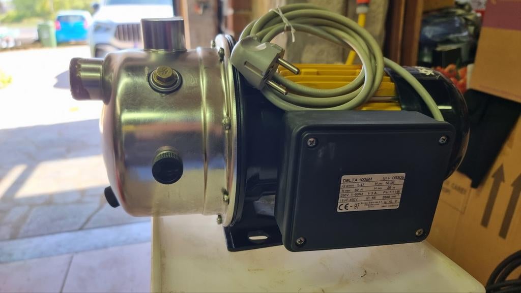 Moteur d'hydrophore 220v pour citerne à eau, Jardin & Terrasse, Pompes à eau, Enlèvement