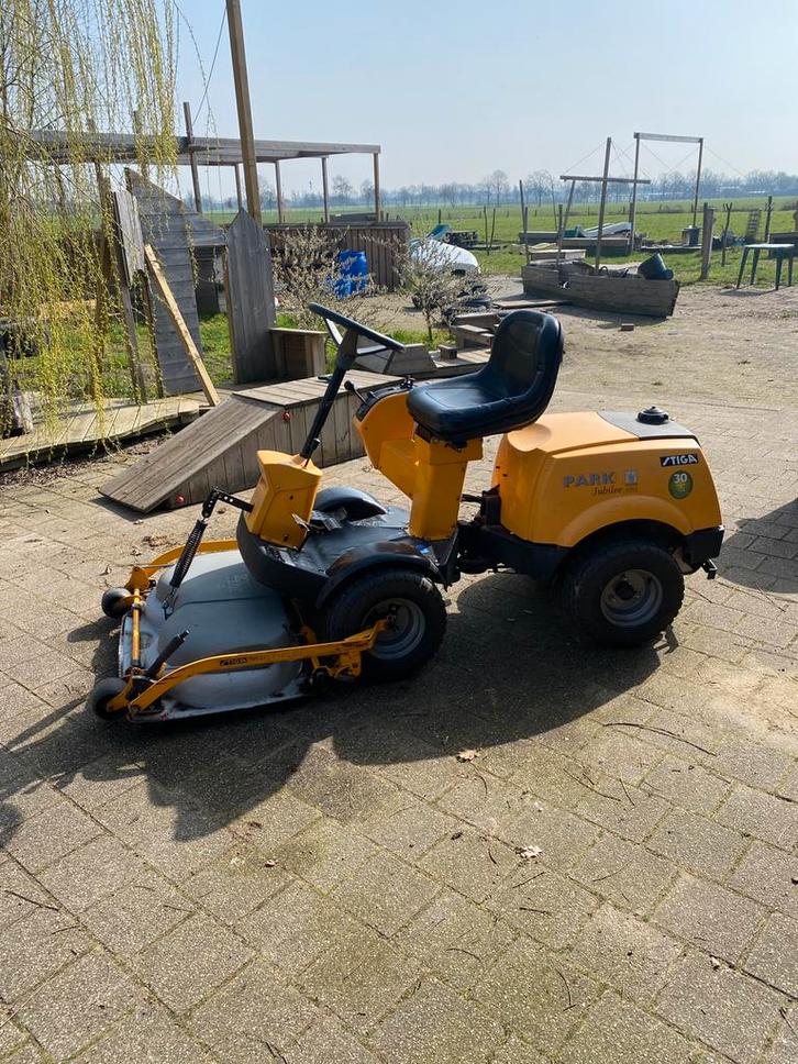 Stiga zitmaaier mulchfuntie, Jardin & Terrasse, Tondeuses autoportées, Utilisé, Fonction de mulching, Enlèvement