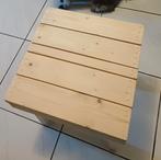 Nieuw houten tafeltje, Huis en Inrichting, Ophalen