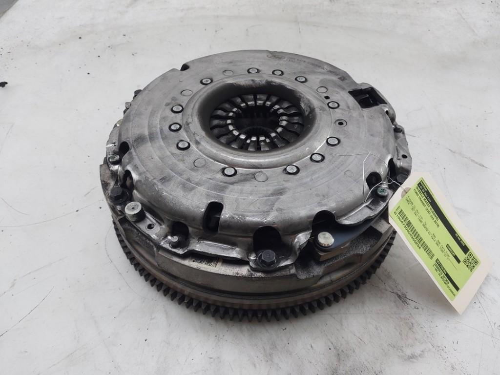 VLIEGWIEL DUBBELE MASSA Ford Transit Custom, Gebruikt, Henry-Ford-Straße  1
50735  Köln, DE, Ford-Werke GmbH, Kunden@ford.com