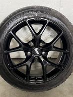 Kit pneus hiver Golf 7, Auto-onderdelen, Banden en Velgen, Ophalen, Gebruikt, Banden en Velgen, 17 inch