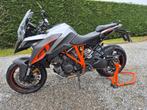 KTM 1290 Super Duke GT, Permis Moto A, Plus de 35 kW, 2 cylindres, Poignées chauffantes