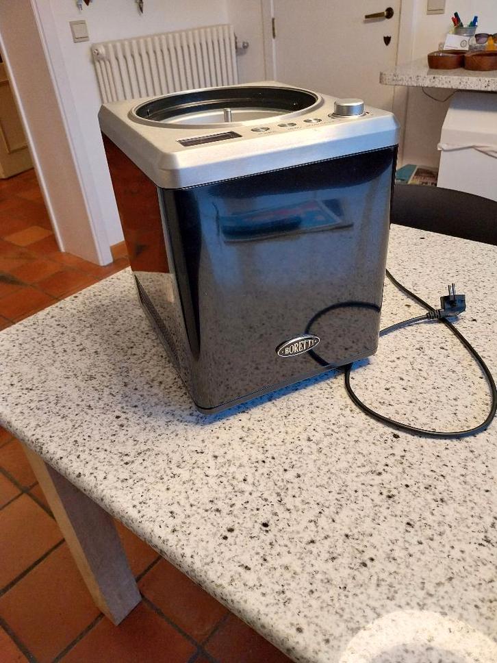 SORBETIERE BORETTI-, Electroménager, Machines à glace, Enlèvement