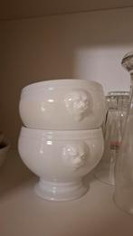 2 mooie kommetjes, Enlèvement