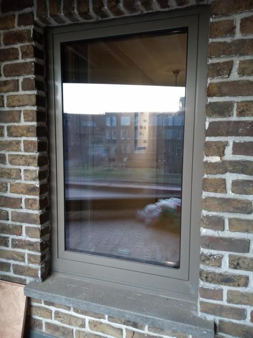 Twee ramen + witte verticale lamellen, Huis en Inrichting, Overige Huis en Inrichting, Gebruikt, Ophalen
