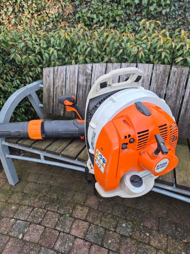 Souffleur à feuilles STIHL BR 450 C-EF  démarreur électrique, Jardin & Terrasse, Souffleurs de feuilles, Comme neuf, Porté à dos