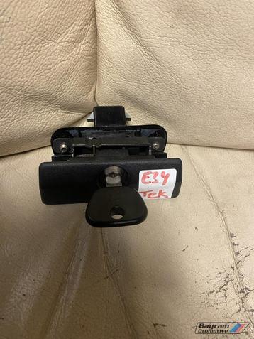 Bmw E34 dashboardkastje slot / hendel Met sleutel 5-serie  beschikbaar voor biedingen