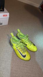 Nike air zoom voetbal schoenen maat 33, Enlèvement ou Envoi, Comme neuf, Chaussures