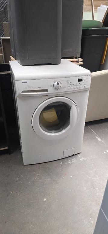 Machine à laver zanussi, Programme court, 85 à 90 cm, 4 à 6 kg, 1600 tours ou plus