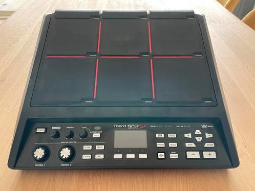 Roland SPD-SX (met case), Muziek en Instrumenten, Drumstellen en Slagwerk, Zo goed als nieuw, Roland, Ophalen