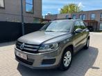 VOLKSWAGEN TIGUAN 2.0 TDi HIGHLINE/ EURO 6/ CONTROL OK, Auto's, Voorwielaandrijving, Parkeersensor, Bedrijf, 5 deurs