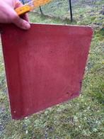 Recherche ardoises fibro-ciment rouges 40x40, Enlèvement