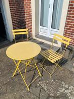 Tuintafeltje en twee stoelen, Ophalen